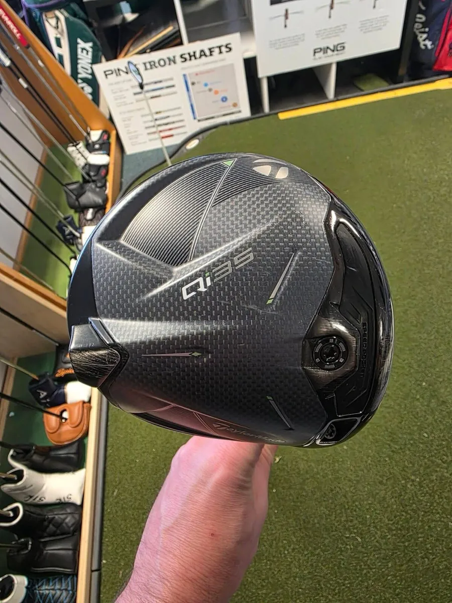 Taylormade Qi35 Max Driver - Image 1