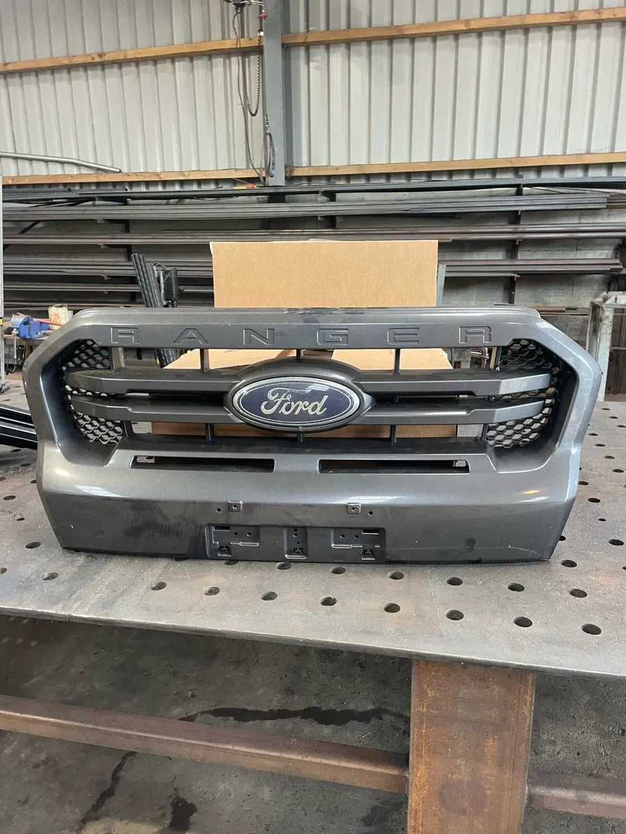 Ford ranger parts - Image 4