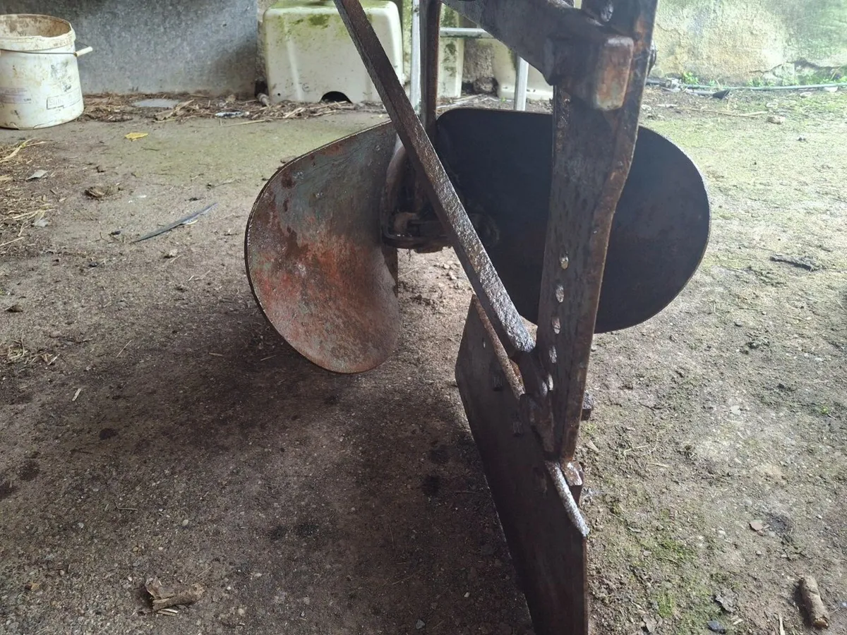 Vintage Plough 3-Row Ferguson / MF Ridger - Image 4