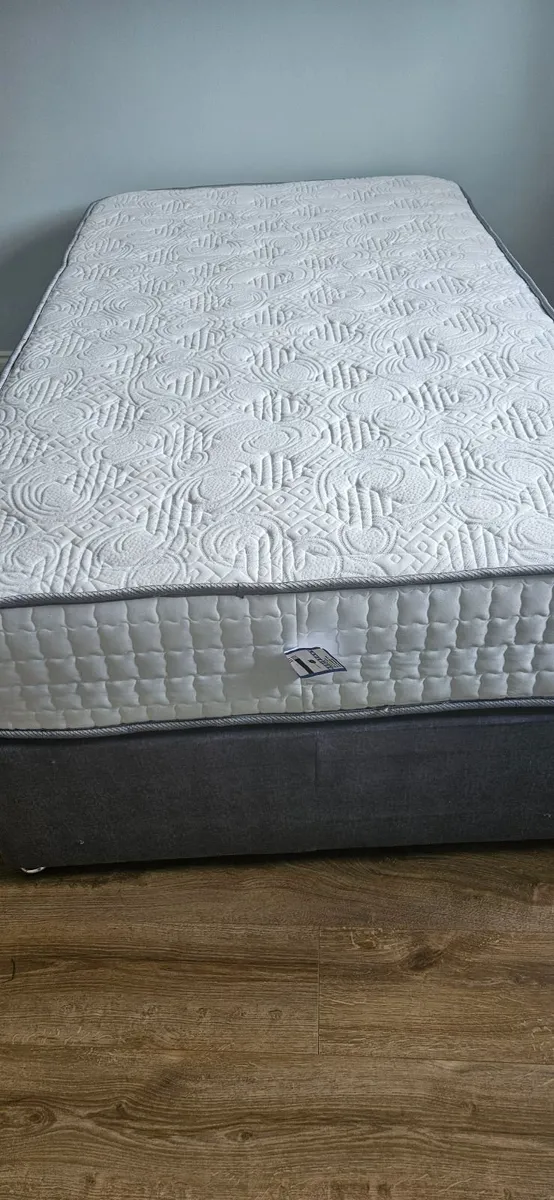Single Bed - Image 4