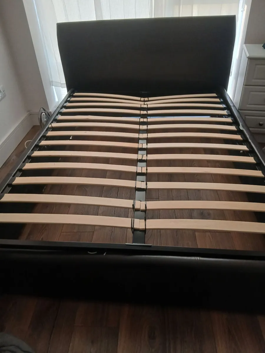 Storage bedframe 90€ (black leather) - Image 4