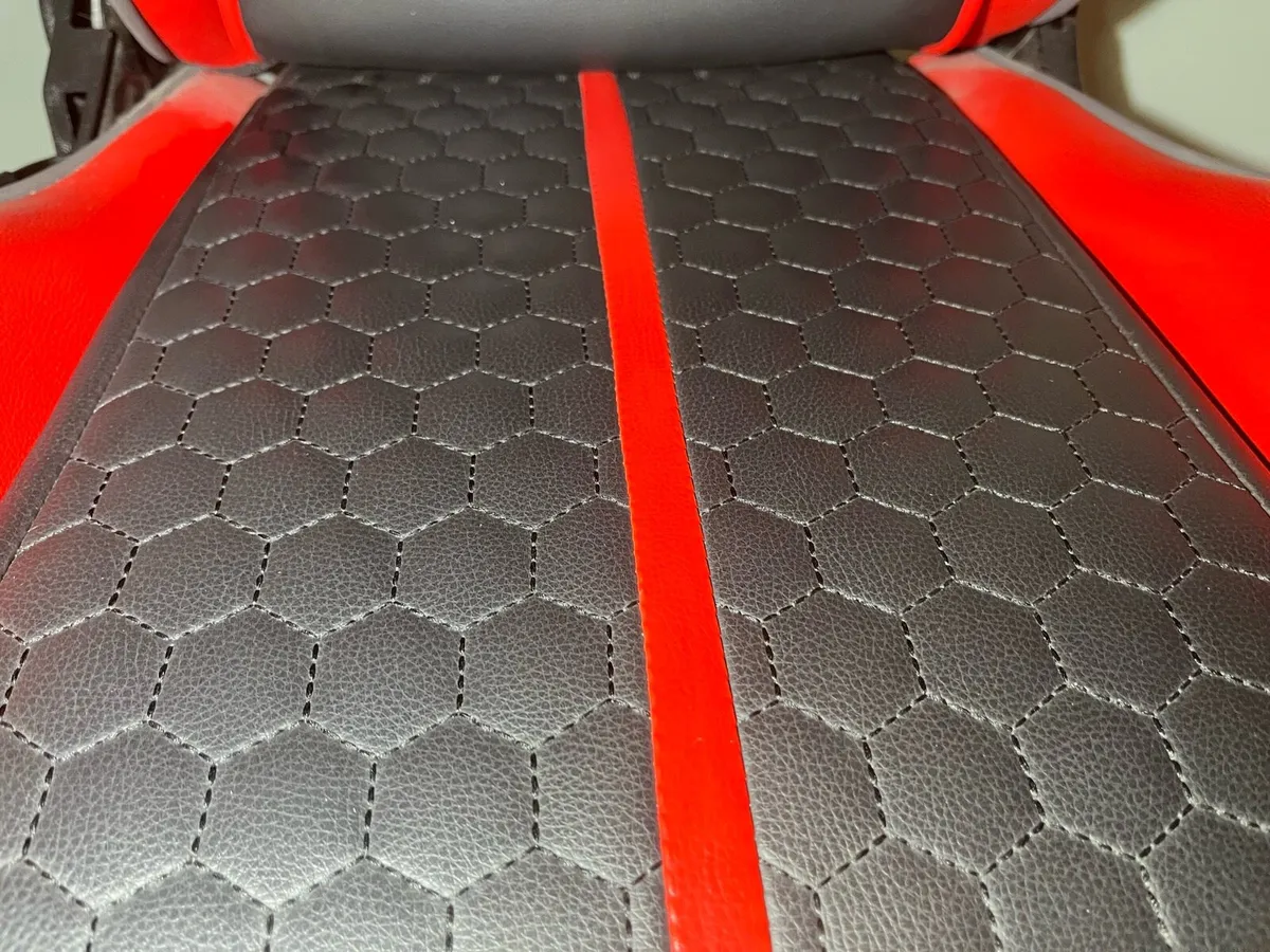 Gaming Chair - Image 3