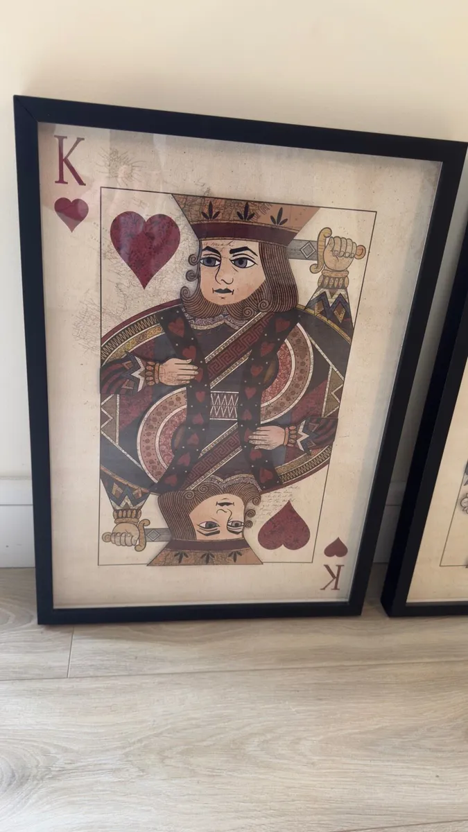 Pair of Gramed King &Queen of Hearts Prints - Image 2