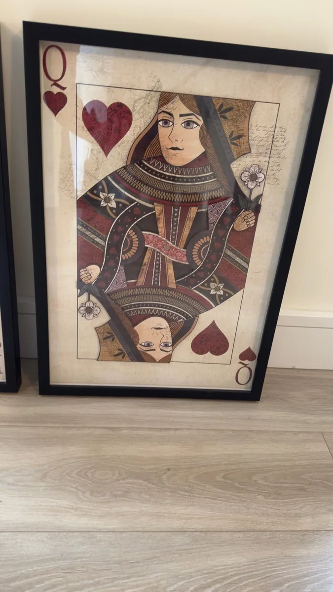 Pair of Gramed King &Queen of Hearts Prints - Image 3
