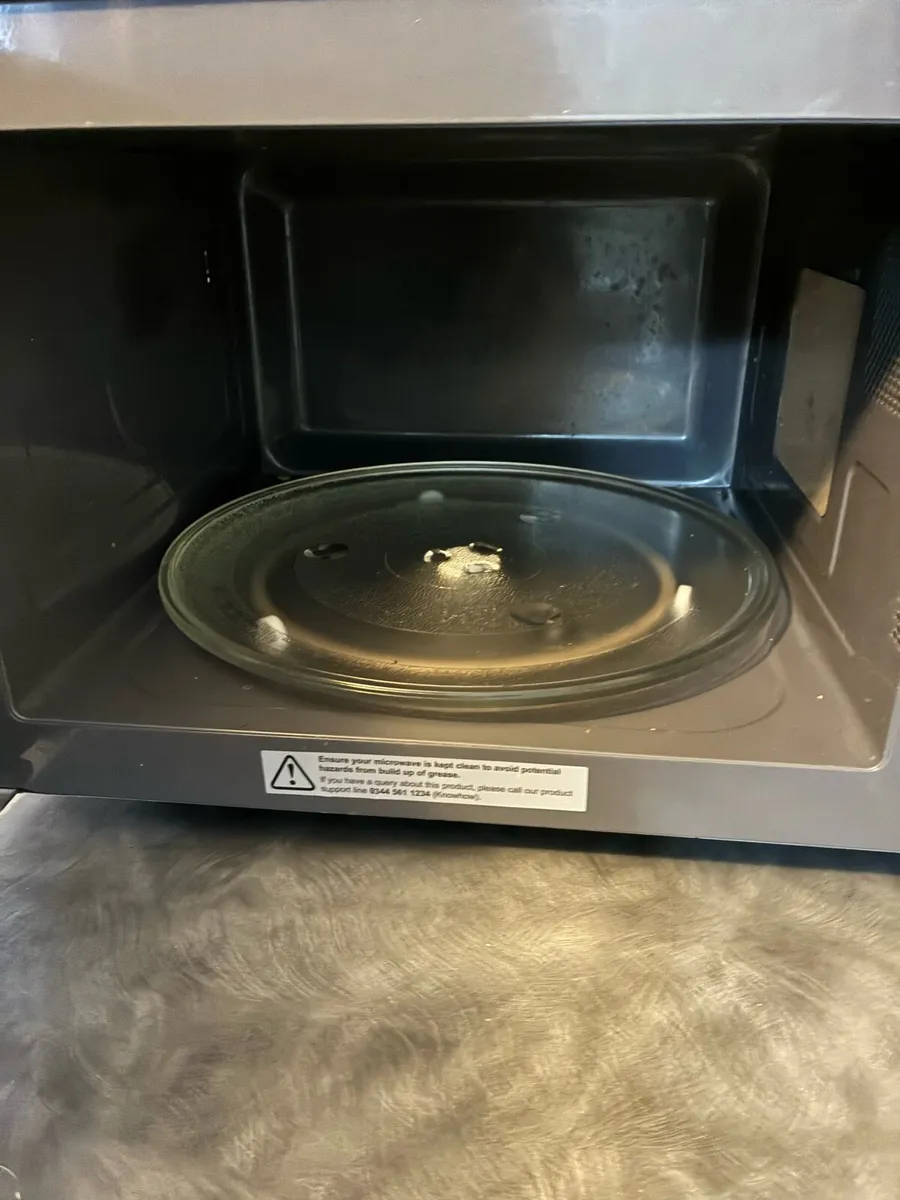 Kenwood Microwave - Image 2