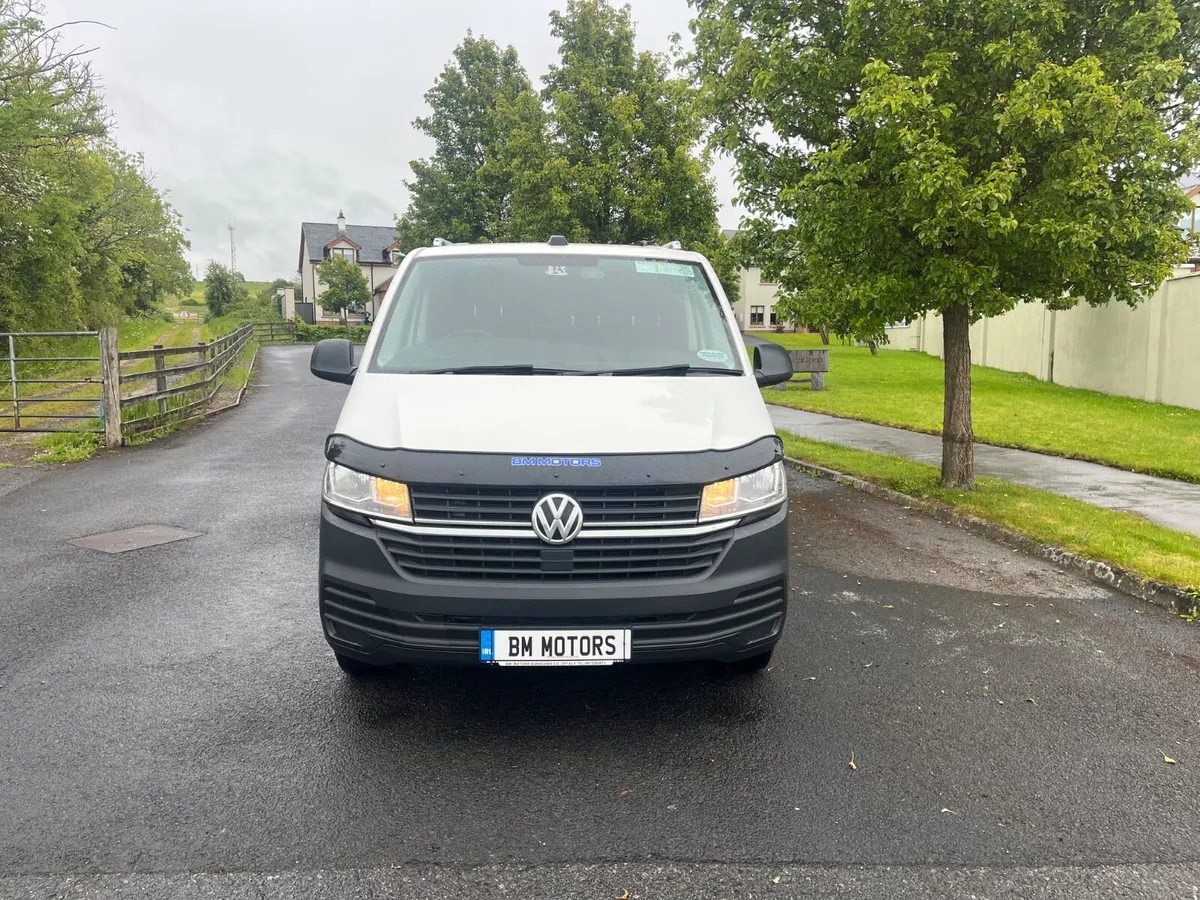 Volkswagen Transporter 2021 - Image 3