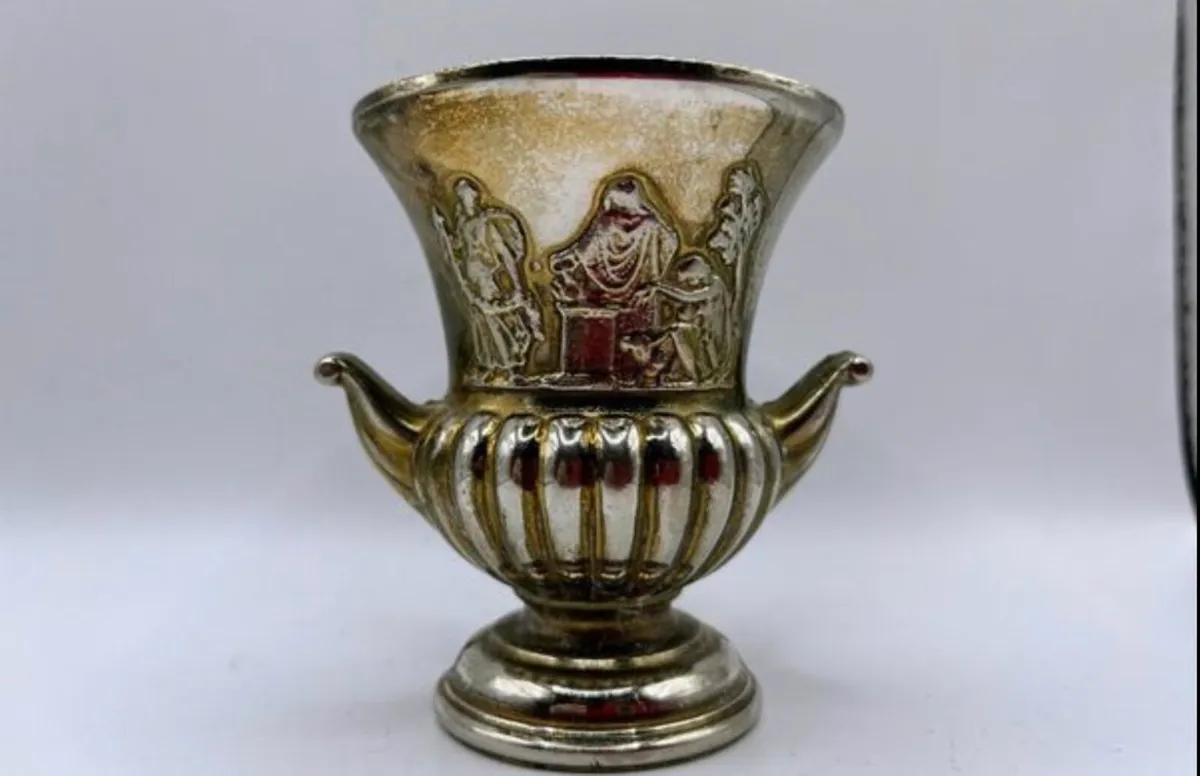 Vintage flower holder pony vase - Image 2