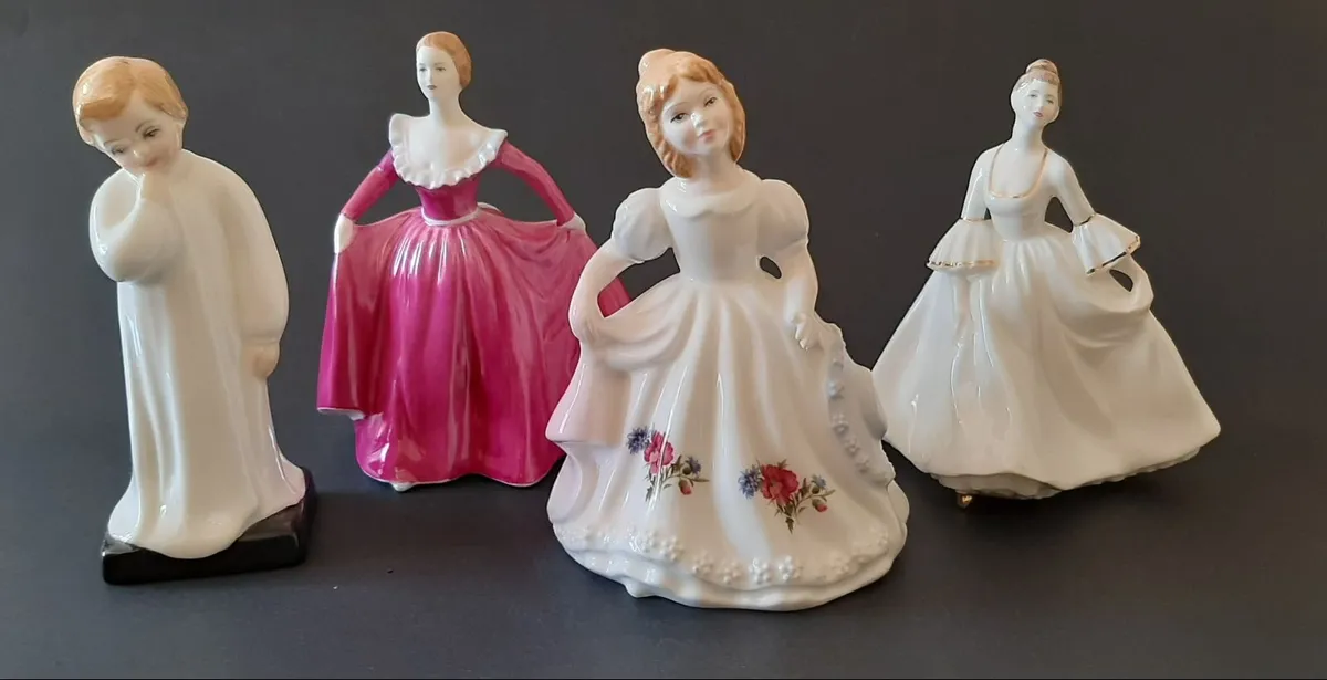 Figurines - Image 2