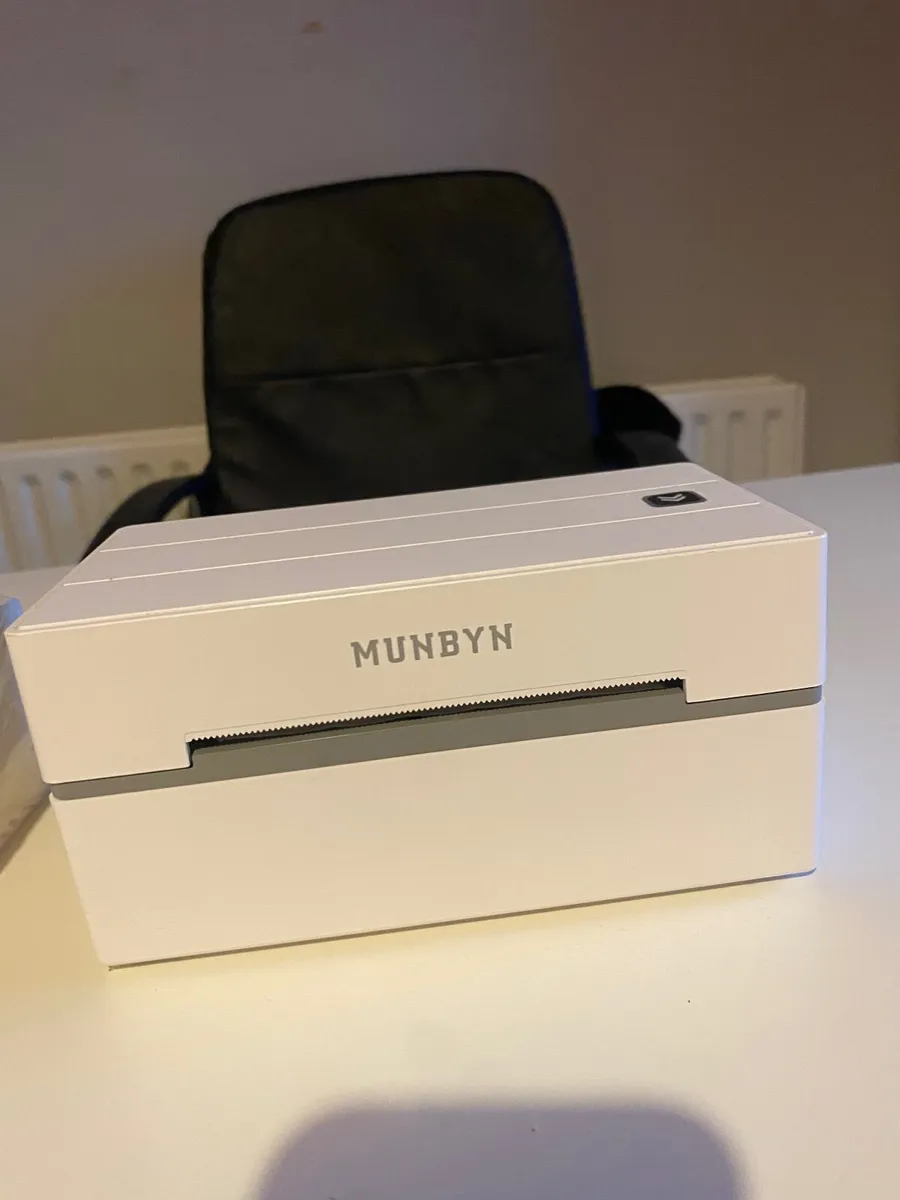 Munbyn Thermal Label Printer + Labels - Image 1
