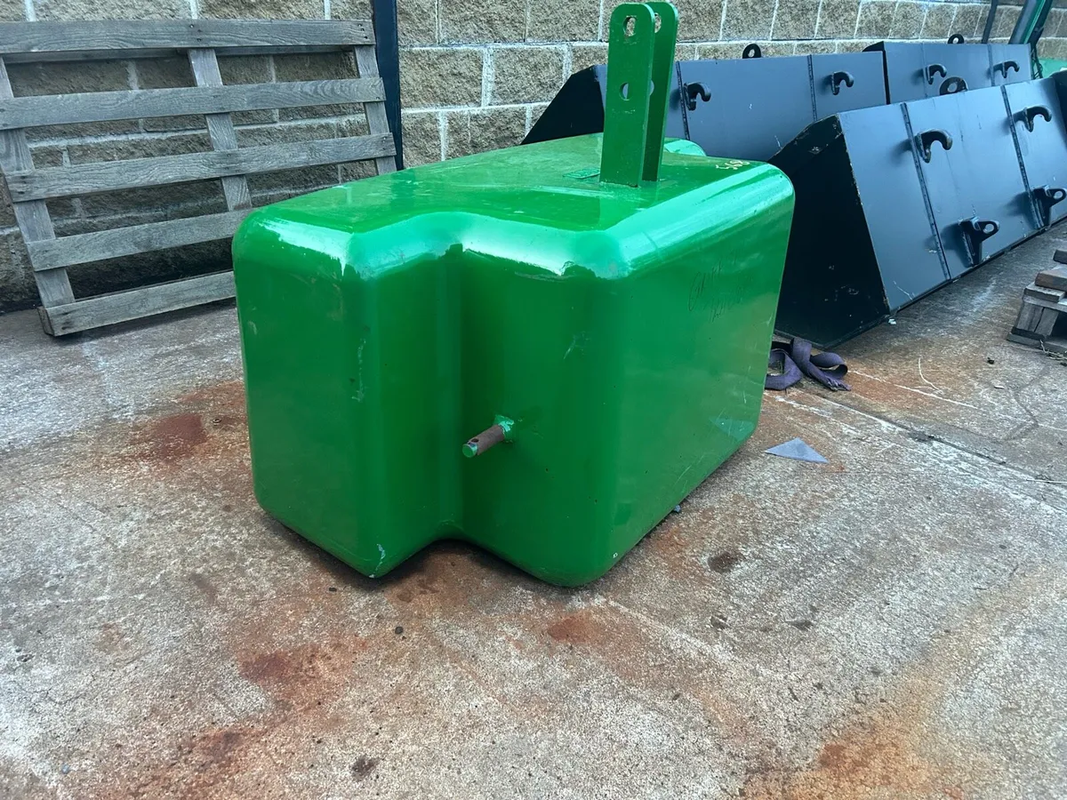 1050kg weight block - Image 2