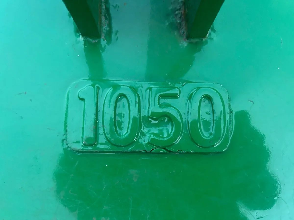 1050kg weight block - Image 3