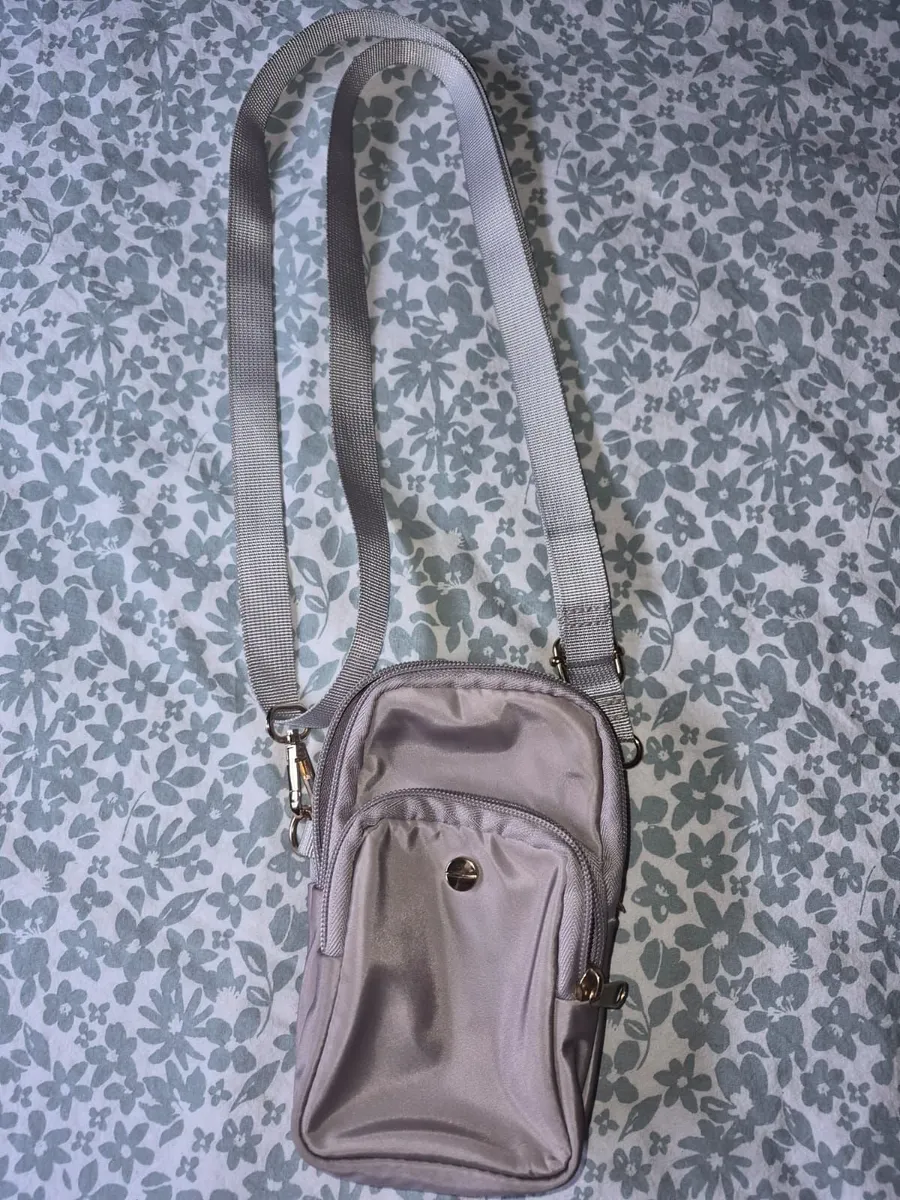 Ladies crossbody bag - Image 1