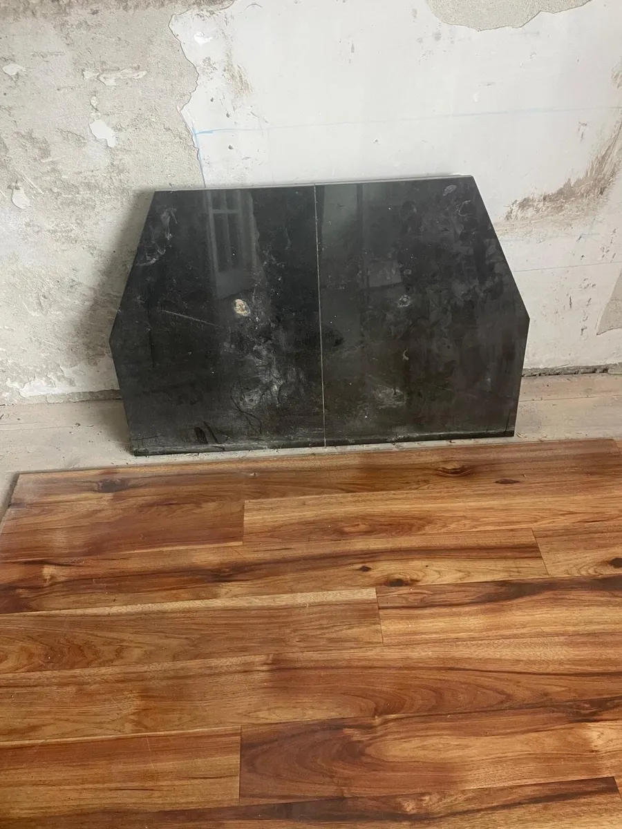 Stove with Hearth - Perfect Condition - Image 2