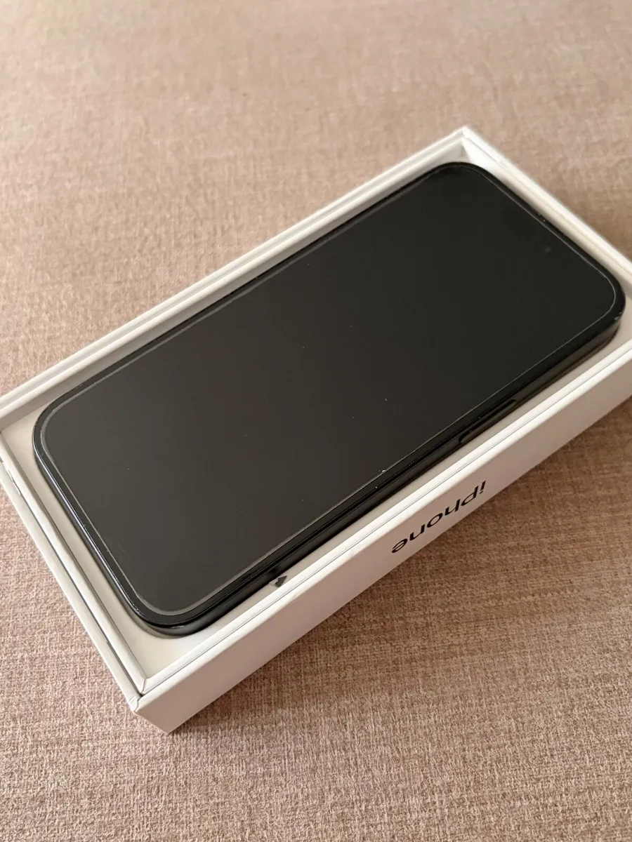 iPhone 15 128 GB black unlocked - Image 2