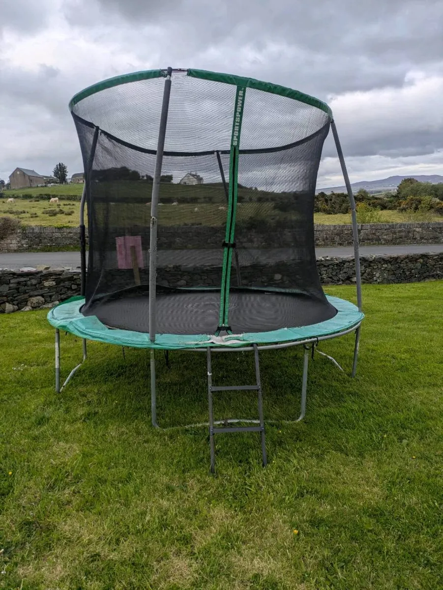 Trampoline