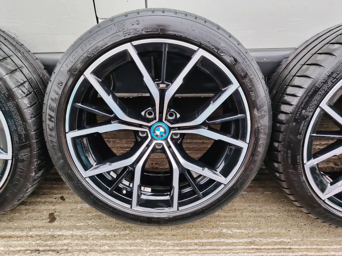19" BMW M-sport alloys - Image 3