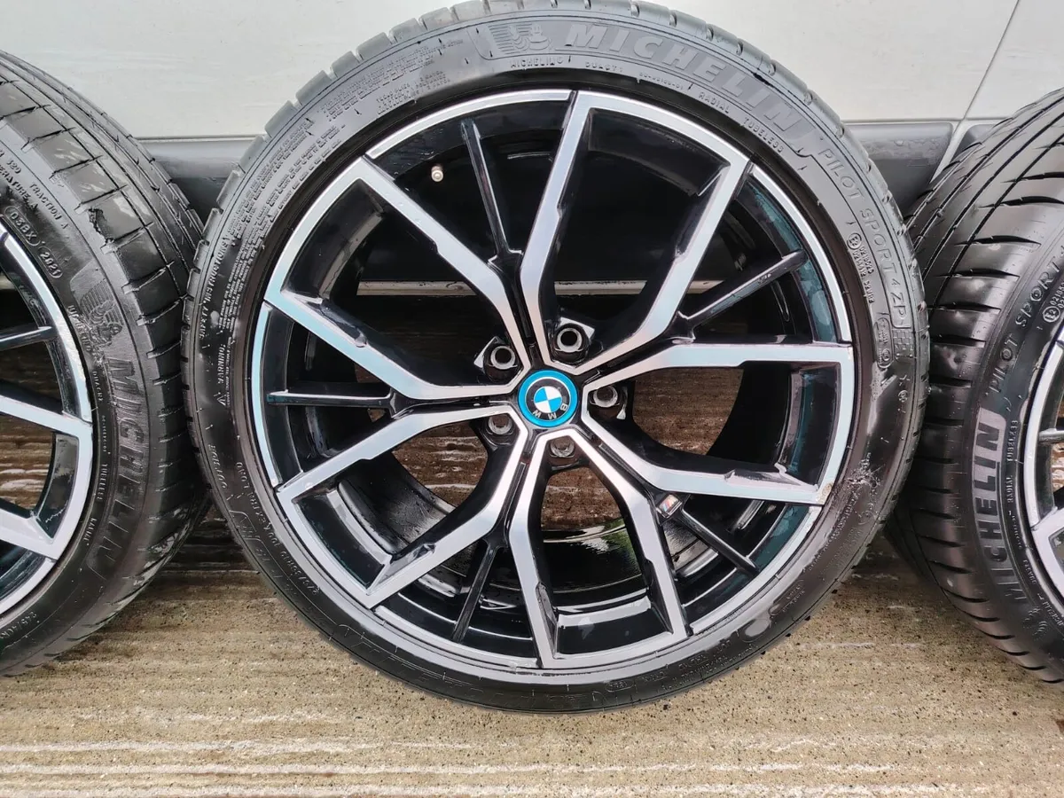 19" BMW M-sport alloys - Image 4
