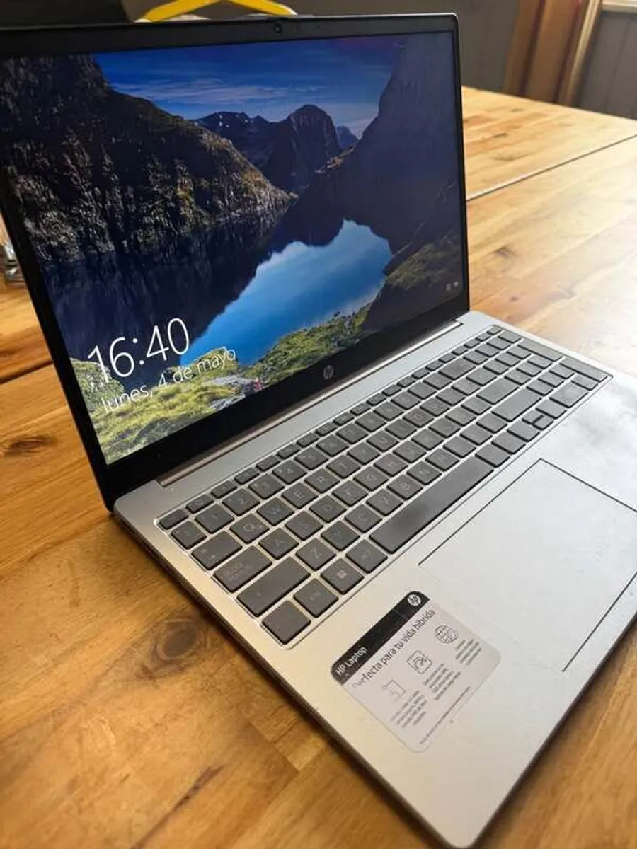 HP Laptop 15" | Ryzen 7 (8 Cores) | 16GB RAM | Spanish Layout - Image 3
