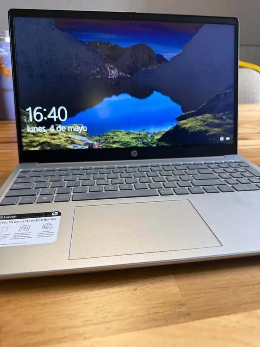 HP Laptop 15" | Ryzen 7 (8 Cores) | 16GB RAM | Spanish Layout - Image 2