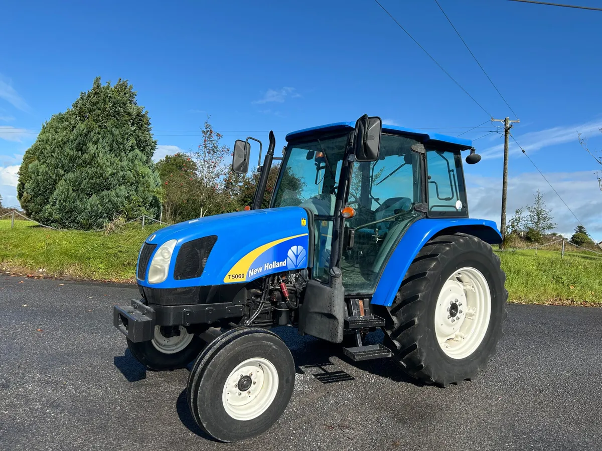 2009 New Holland T5060 2wd - Image 2