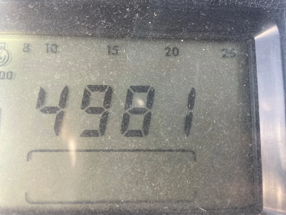 2000 New Holland 8360 - Image 2