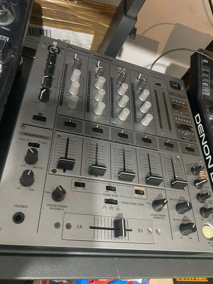 DJM 600 - Image 1