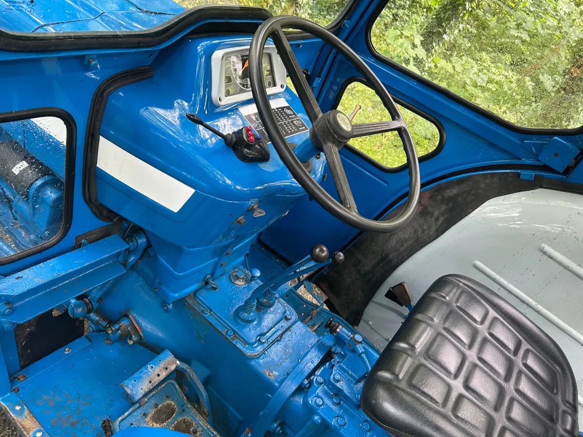 1976 Ford 2600 - Image 3