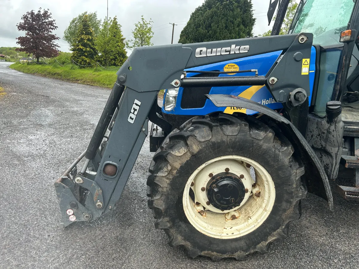 2008 New Holland TL90A with Quicke Loader - Image 3
