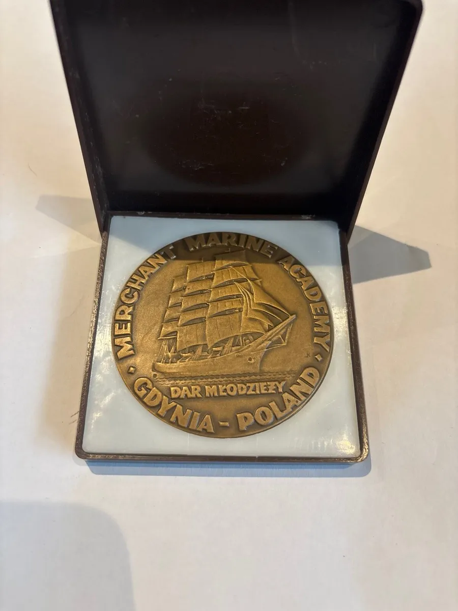 Merchant Marine Medal - Image 2