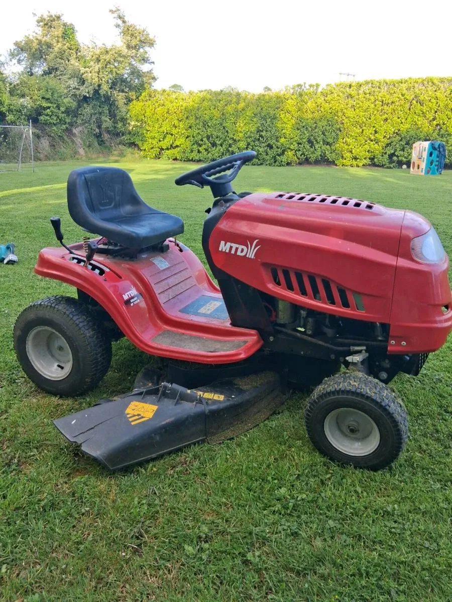 Ride on lawnmower - Image 3