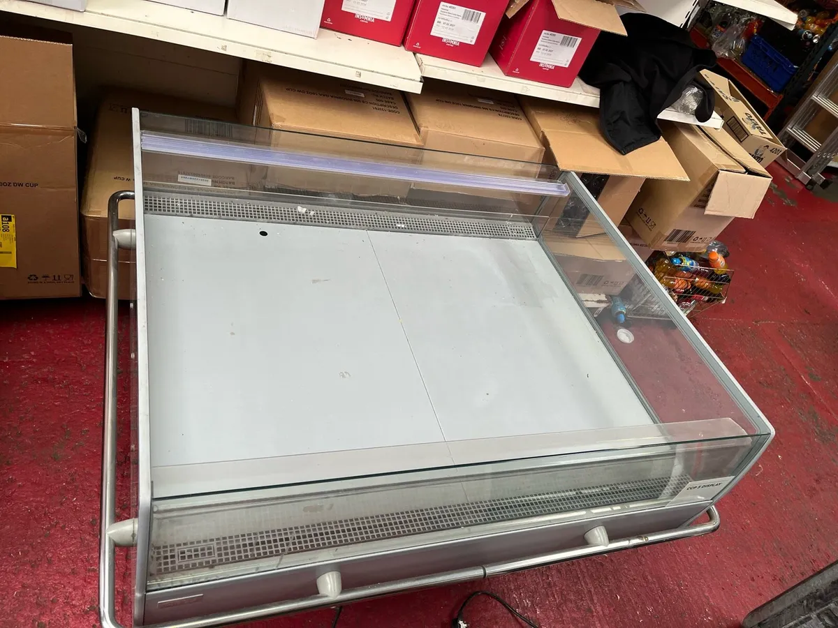 Display fridge, coffin style - Image 1
