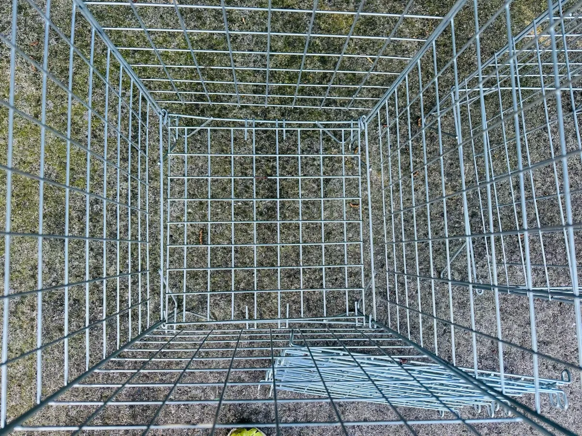 STOCK DUMPER DISPLAY BINS BASKETS LARGE QUANTIY - Image 4