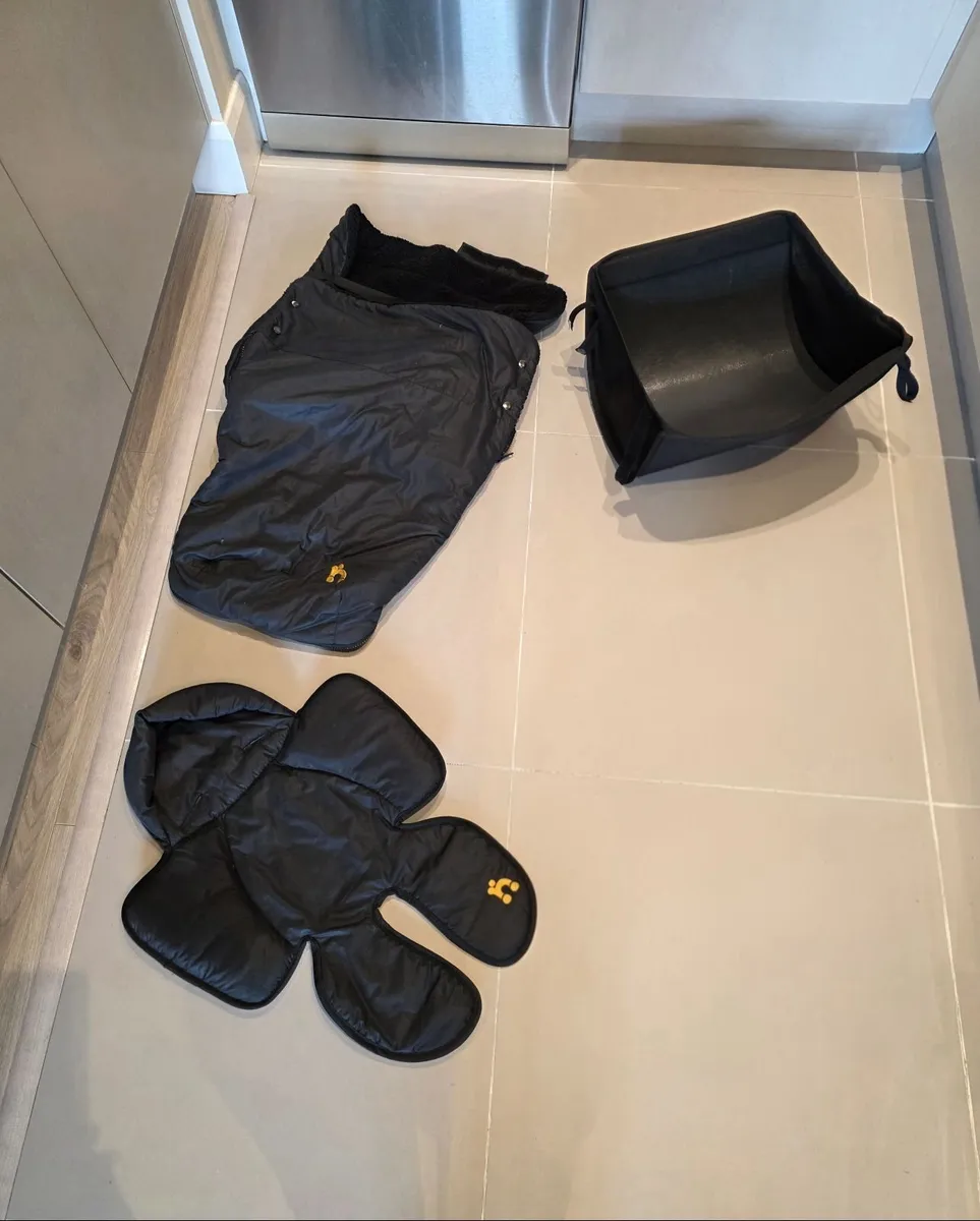 Out N About accesorries - Image 1