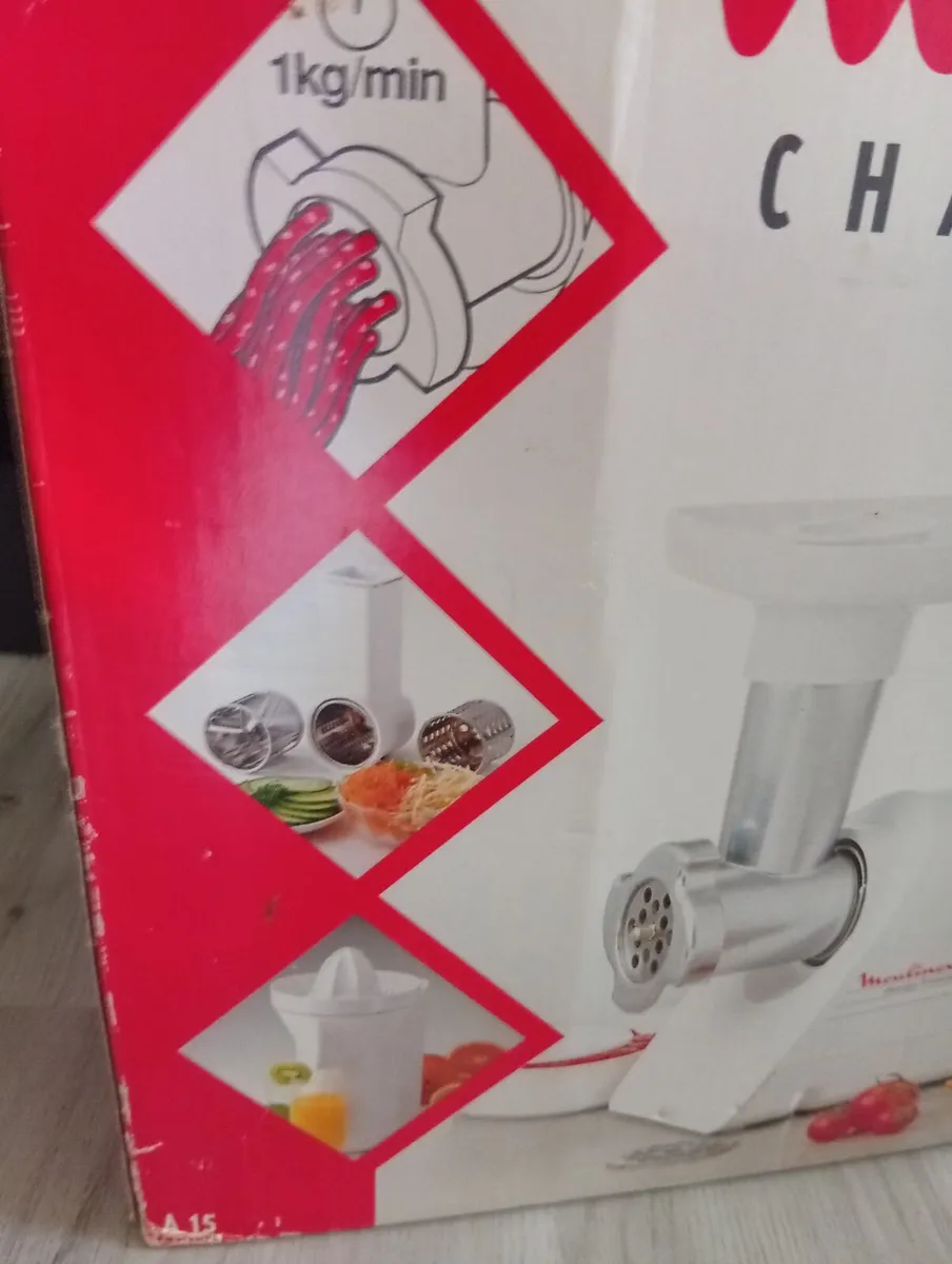 Moulinex Meat Grinder/Vegetable Slicer/Juicer - Image 1