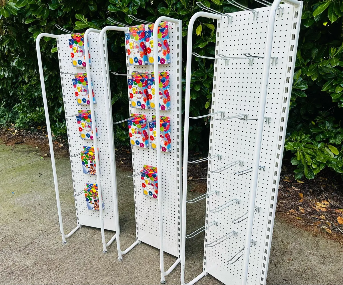 LADDER RACK / DISPLAY STANDS - Image 1