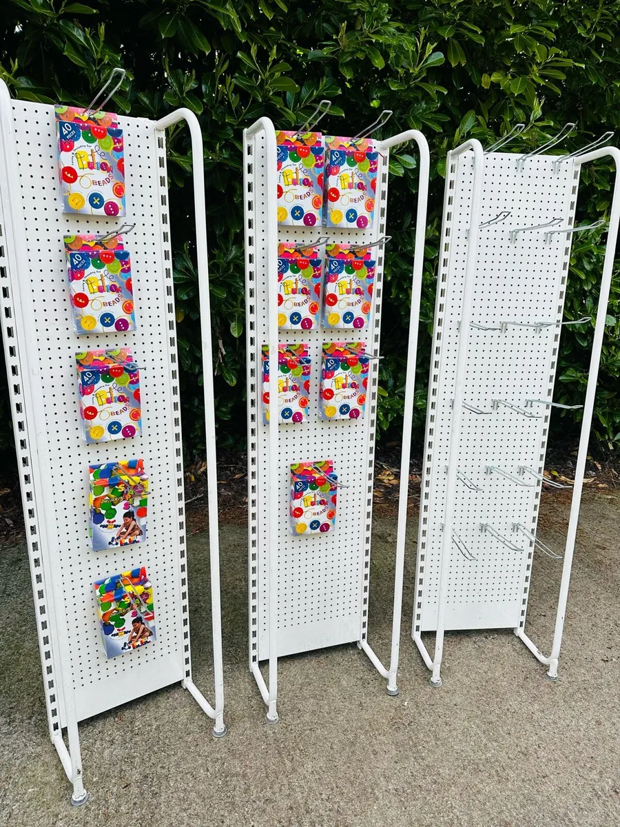 LADDER RACK / DISPLAY STANDS - Image 4