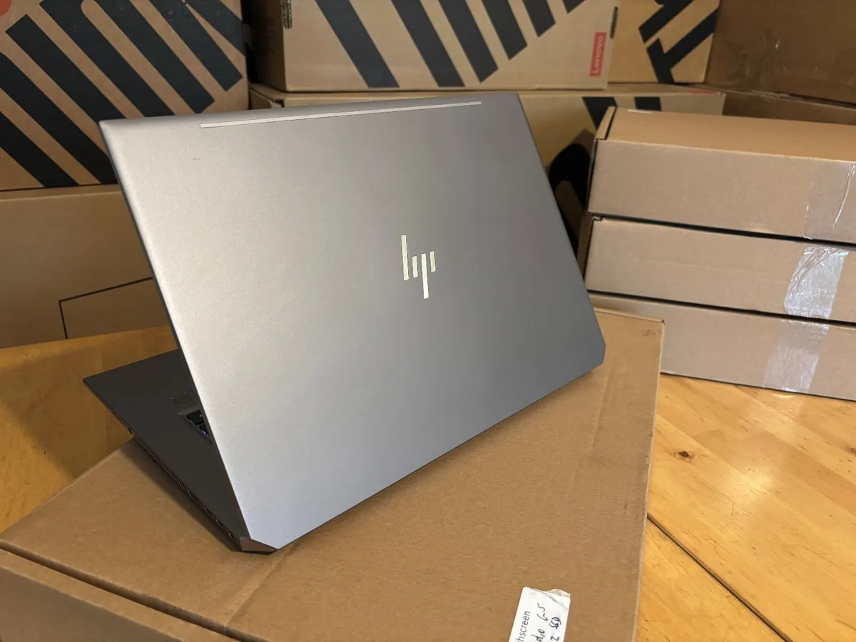 HP zBook Studio Mobile Workstations-i7-32gb Ram-De - Image 4