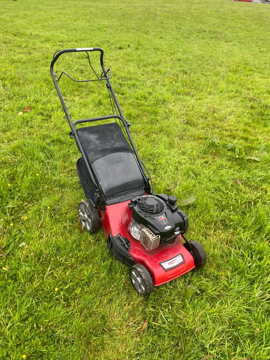 Castle Garden Lawnmower **Self Drive ** - Image 2