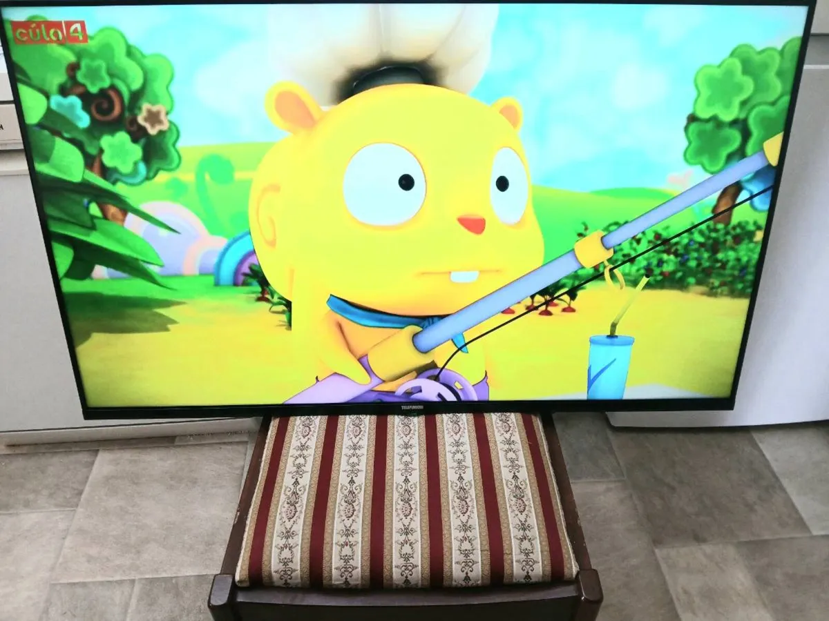 NewTelefunken 43 inch Smart 4k hdmi borderless tv. - Image 2
