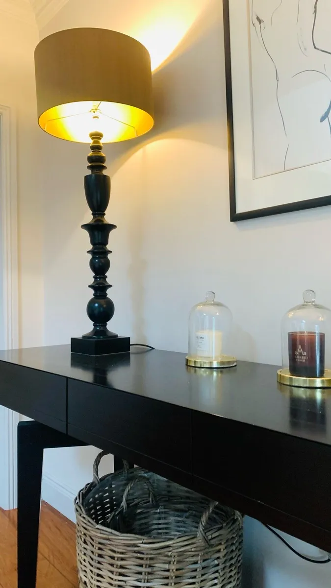 Long console table - Image 1