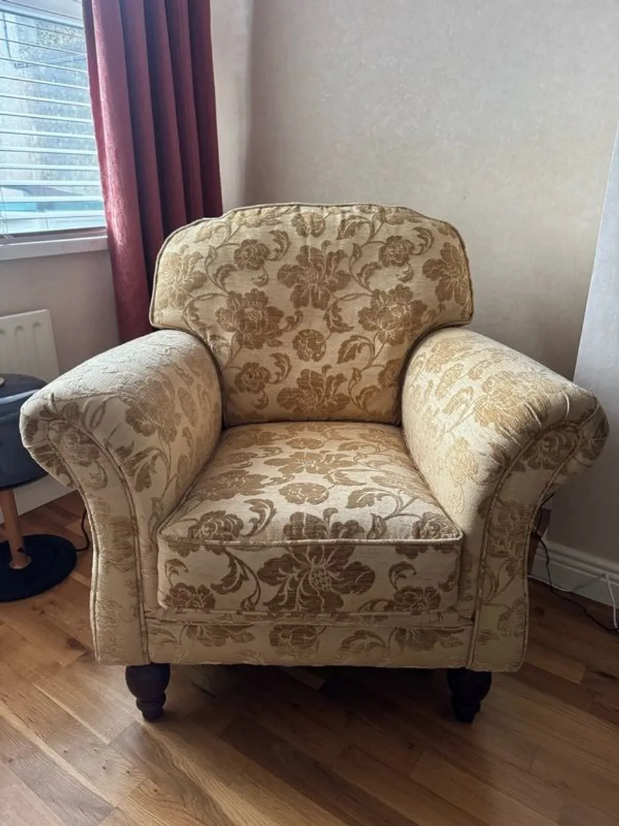 Two armchairs for sale - Image 2