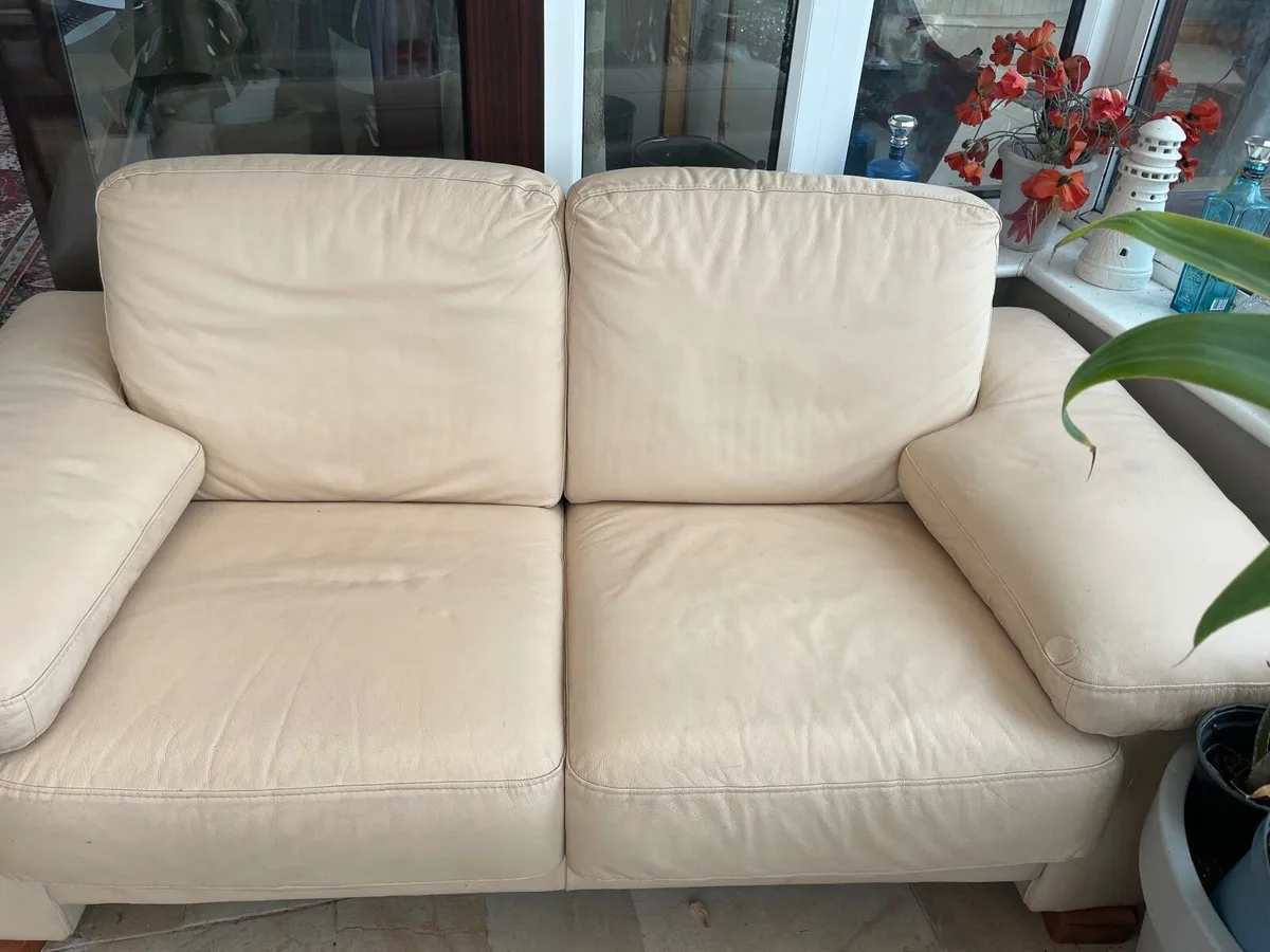 Living room - Image 1