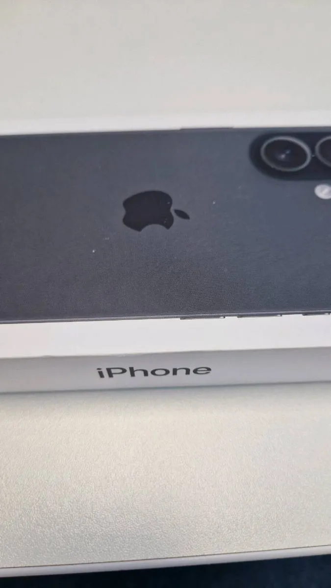 Iphone 17 - Image 2