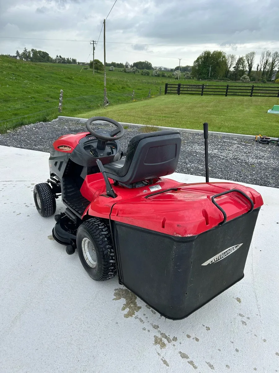 Ride on lawnmower - Image 4