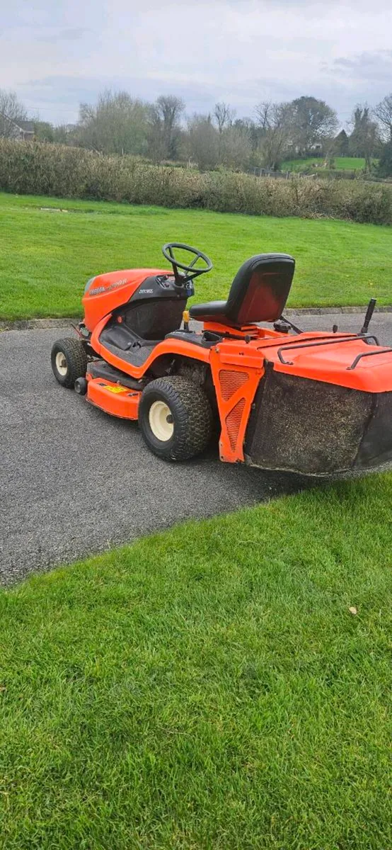 Ride on Lawnmower - Image 3