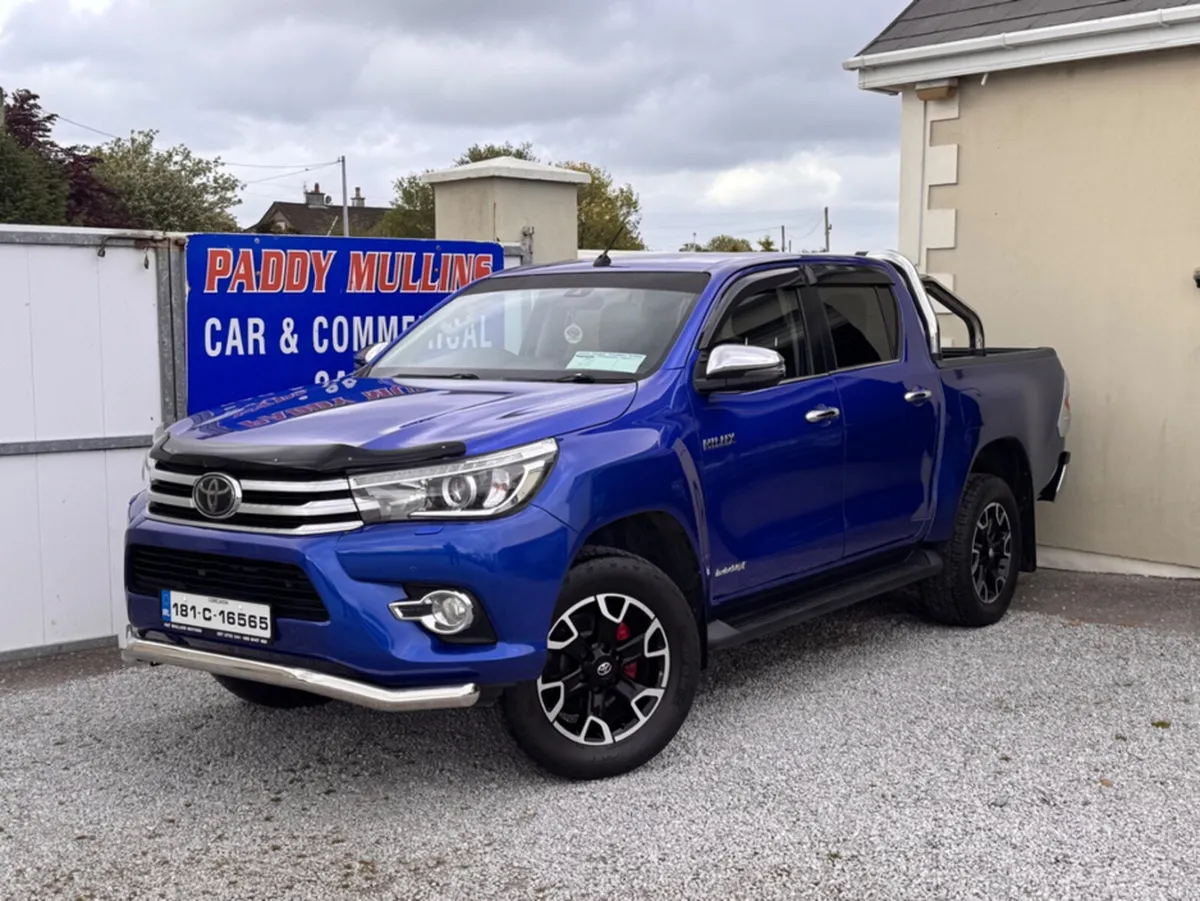 Toyota Hilux 2.4D4D INVITE X 148BHP D/C - Image 3