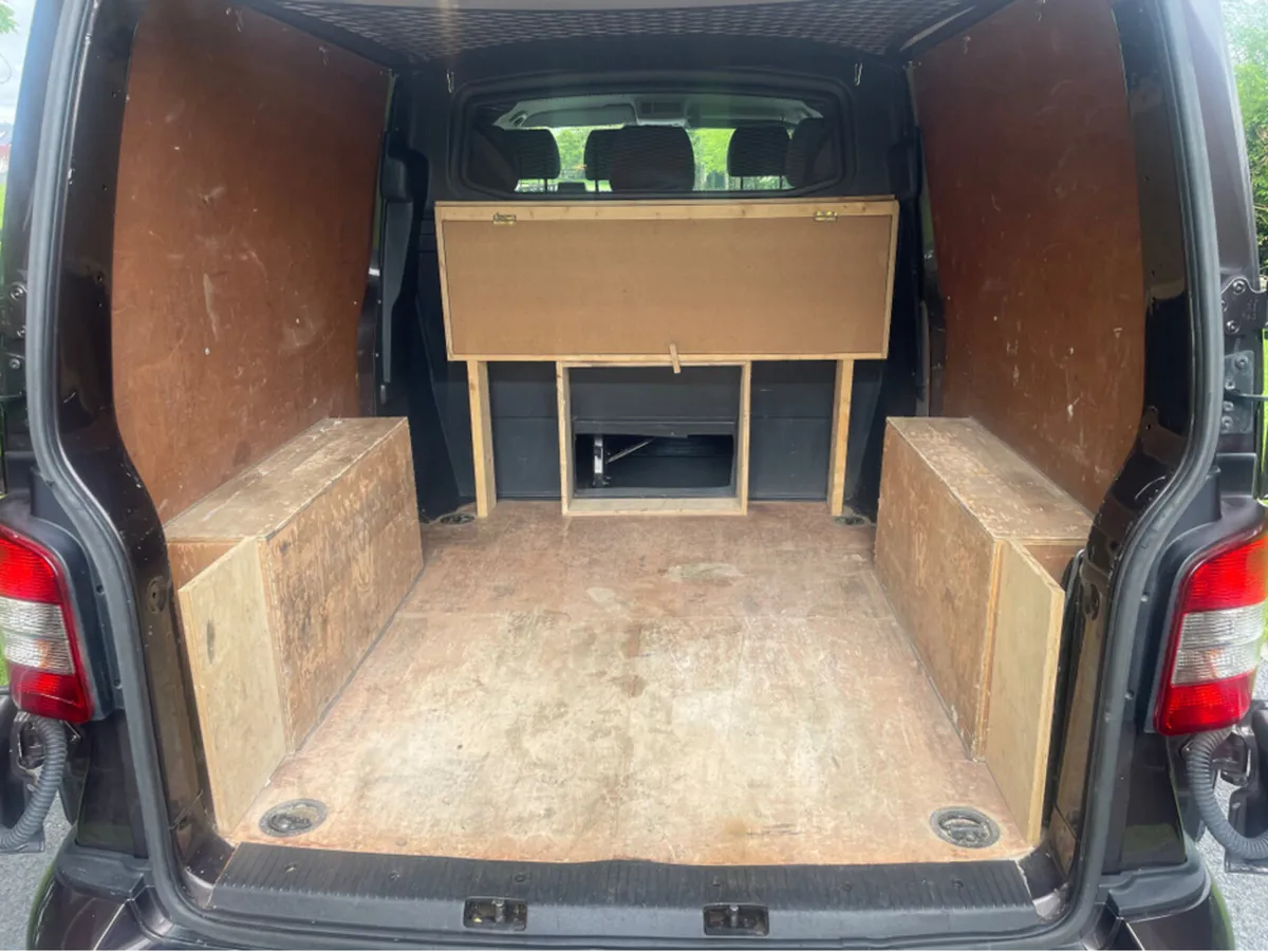 Volkswagen Transporter 2.0 TDI T32 HIGHLINE 1 180 - Image 4
