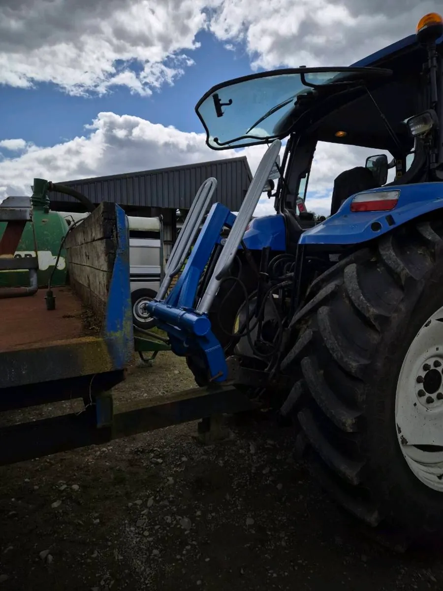 Fold up round bale lifter - Image 3