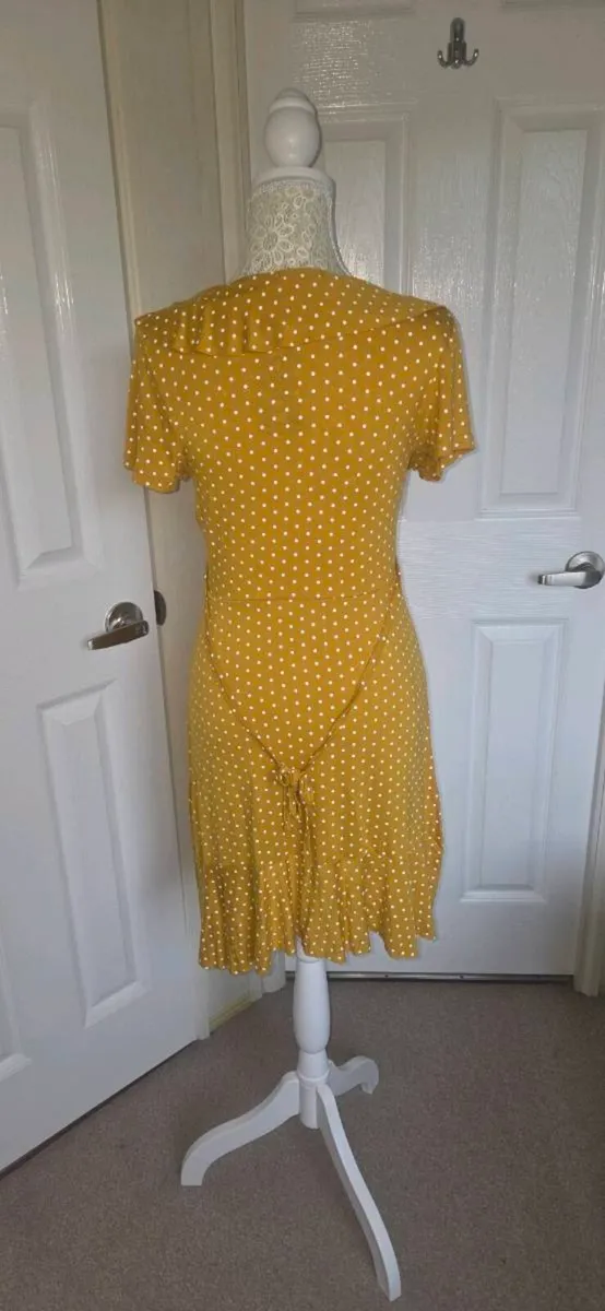 Boohoo Mustard Polka Dot Wrap Frill Tea Dress UK 1 - Image 3