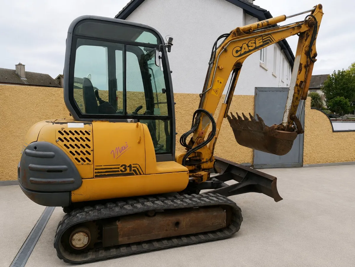 Case mini digger 3.1 T - Image 1
